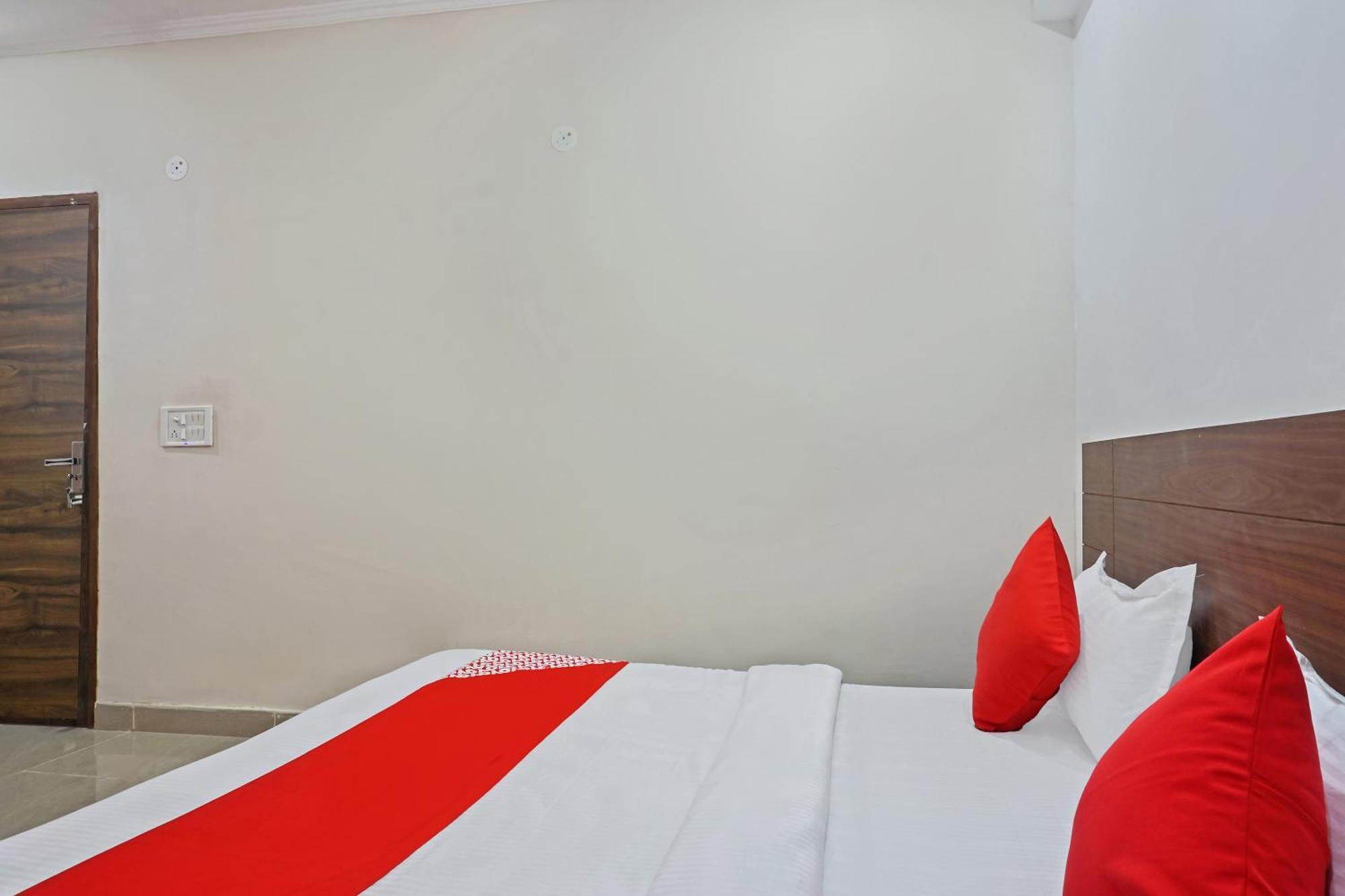 Hotel O Quadis 诺伊达 外观 照片