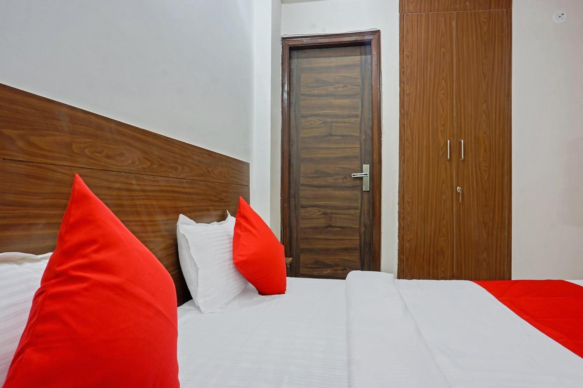 Hotel O Quadis 诺伊达 外观 照片